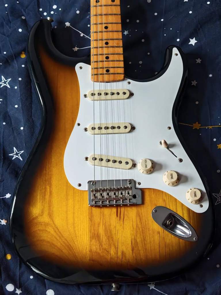 2018 Fender Japan 50s Vintage Hybrid Stratocaster w/US Vintage Pickups, Tobacco Burst 