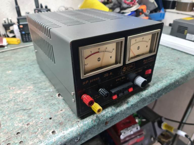 Zetagi Bench Power Supply Unit HP Series 30A – Working Order