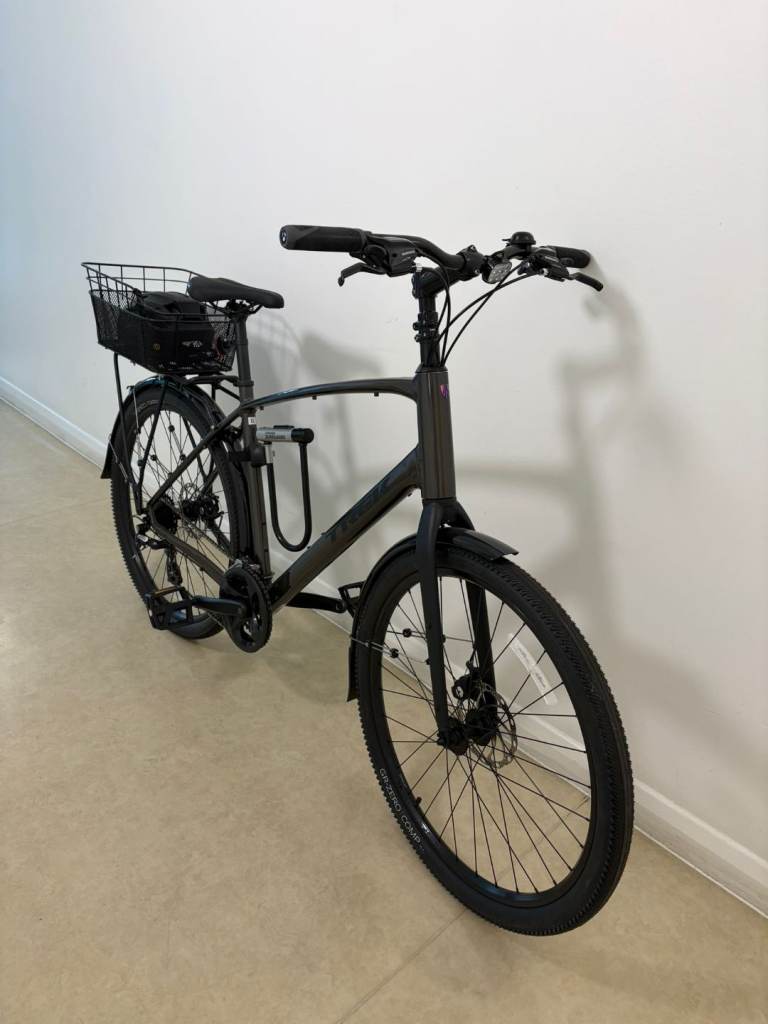 Trek Dual Sport 1 Hybrid Bike XL Frame Black Excellent Condition