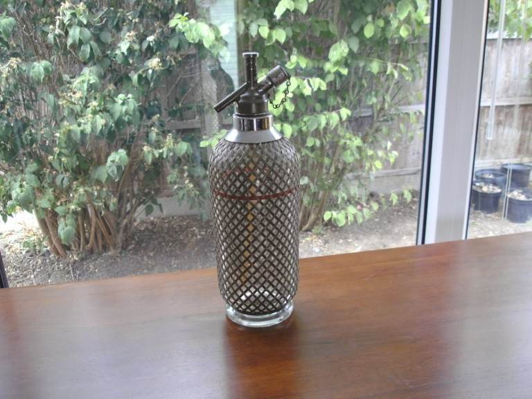 Vintage Siphon Seltzer Bottle Soda Syphon – Good Condition