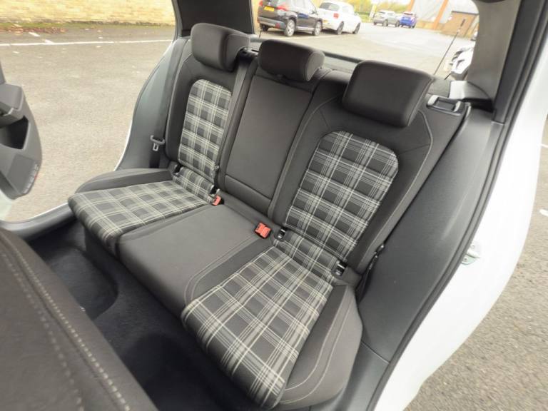 2017 Volkswagen Golf 2.0 TDI BlueMotion Tech GTD Hatchback 5dr Diesel Manual Euro 6 (s/s) (184 p ...