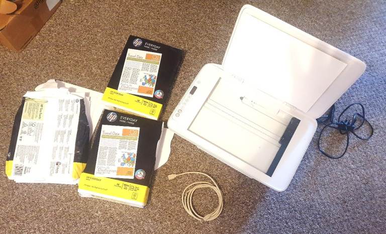 Wireless HP Plus DeskJet 2710e Inkjet Printer with Cables and Paper Good Working Order
