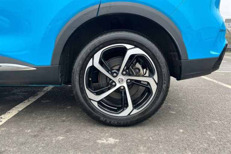 2024 MG MG HS 1.5 T-GDI 16.6kWh Trophy SUV 5dr Petrol Plug-in Hybrid Auto Euro 6 (s/s) (2 SUV Hyb...