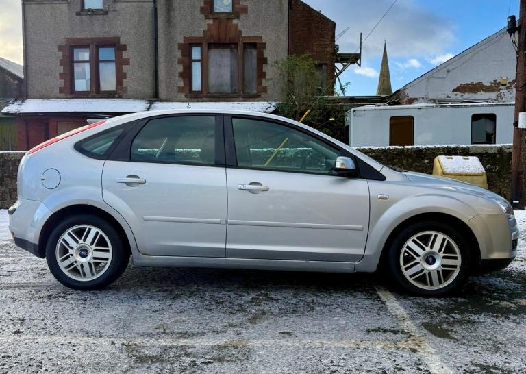2008 Ford Focus 1.6 Ghia 5dr Auto HATCHBACK Petrol Automatic