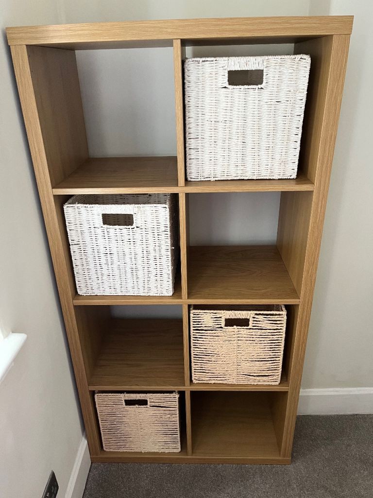Wooden Cube Storage Unit with 4 Baskets