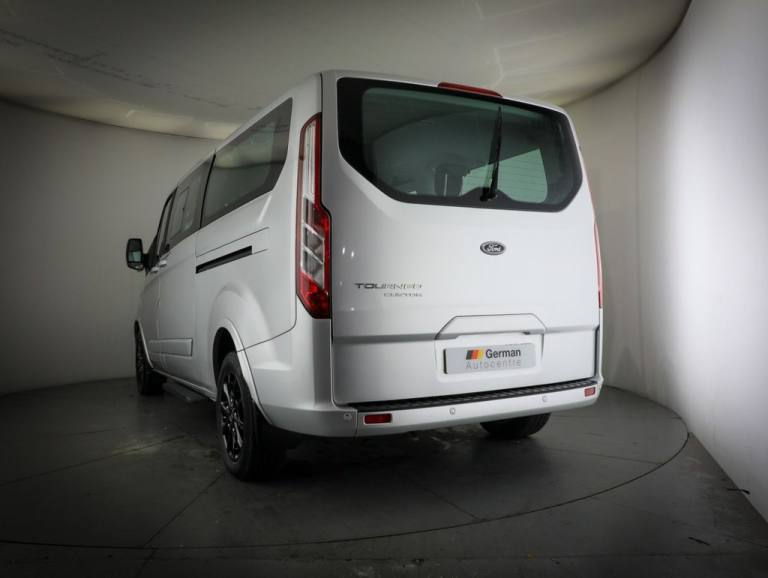2022 Ford Tourneo Custom 2.0 EcoBlue 130ps Low Roof 8 Seater Titanium MPV DIESEL Manual