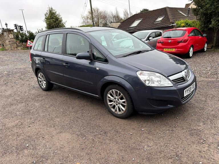 Automatic 7 Seater Vauxhall Zafira 1.9 Diesel