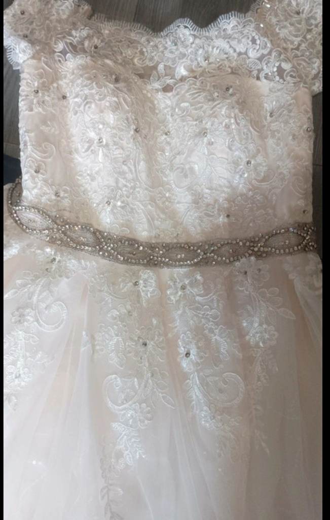 Wedding dress size 10 