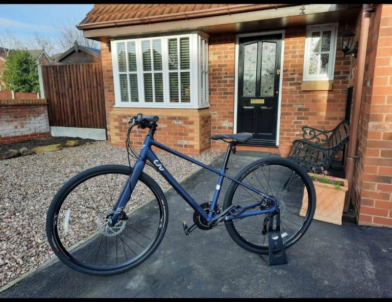 Giant Liv Alight Hybrid Bike - Blue, Good Condition