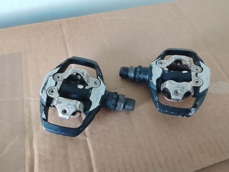 SHIMANO PD-M530 SPD CLIPLESS PEDALS