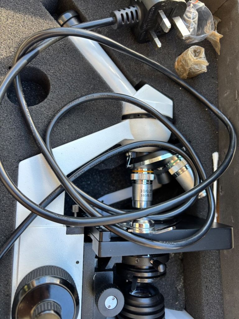 Brunel microscope. Sp20. Used to identify fish parasites but equally good to other uses 