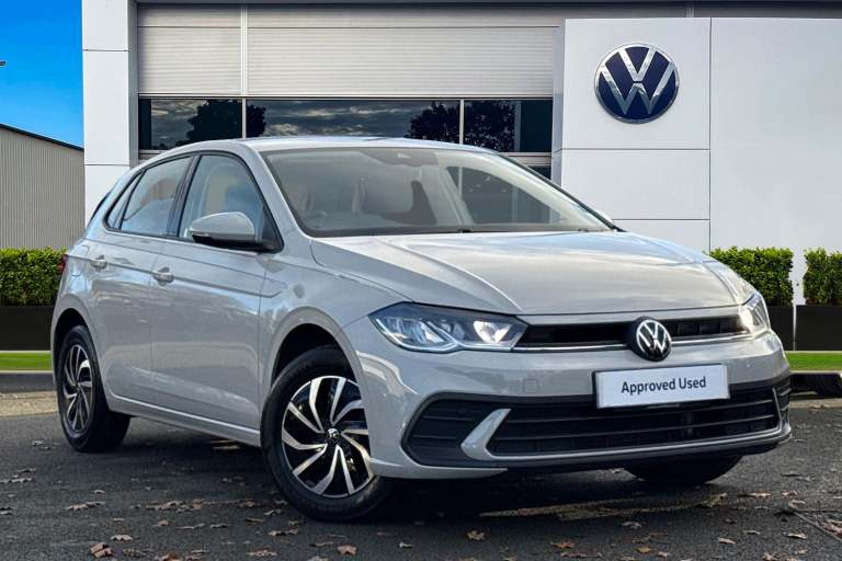 2023 Volkswagen Polo 1.0 Life 5dr | Automatic Lights | Wireless App-Connect Hatchback PETROL Manual