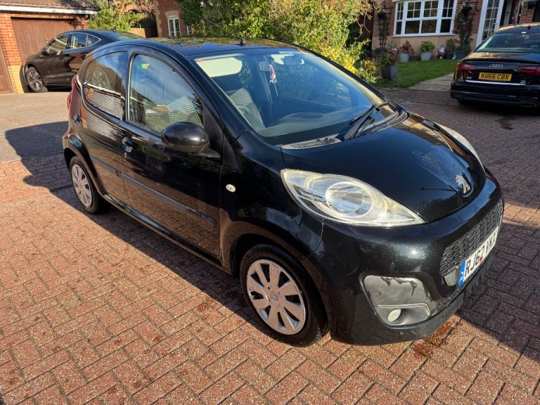 Peugeot, 107, Hatchback, 2013, Manual, 998 (cc), 5 doors