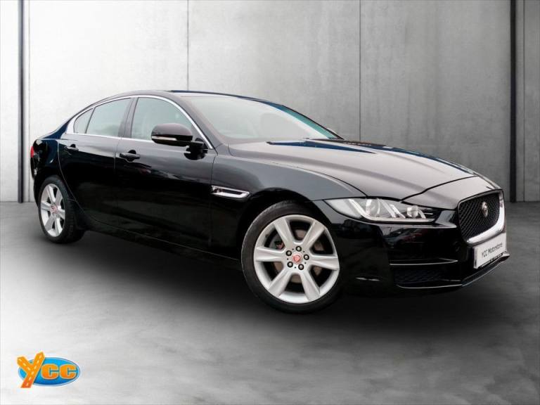 2015 Jaguar XE 2.0d Portfolio Saloon 4dr Diesel Auto Euro 6 (s/s) (180 ps) Saloon Diesel Automatic