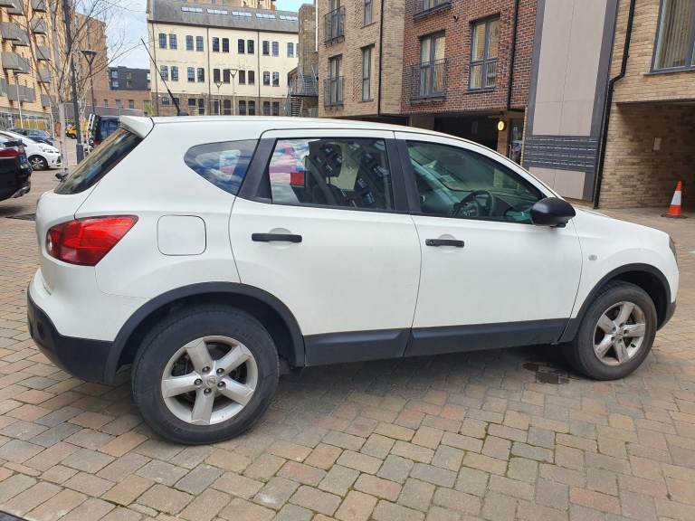 Nissan, QASHQAI, Hatchback, 2009, Manual, 1598 (cc), 5 doors