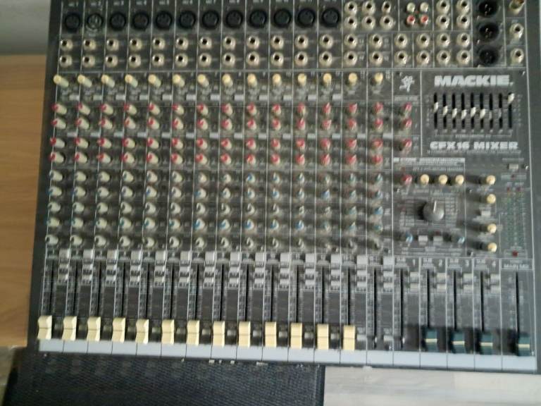 image for Mackie cfx16 mixer 