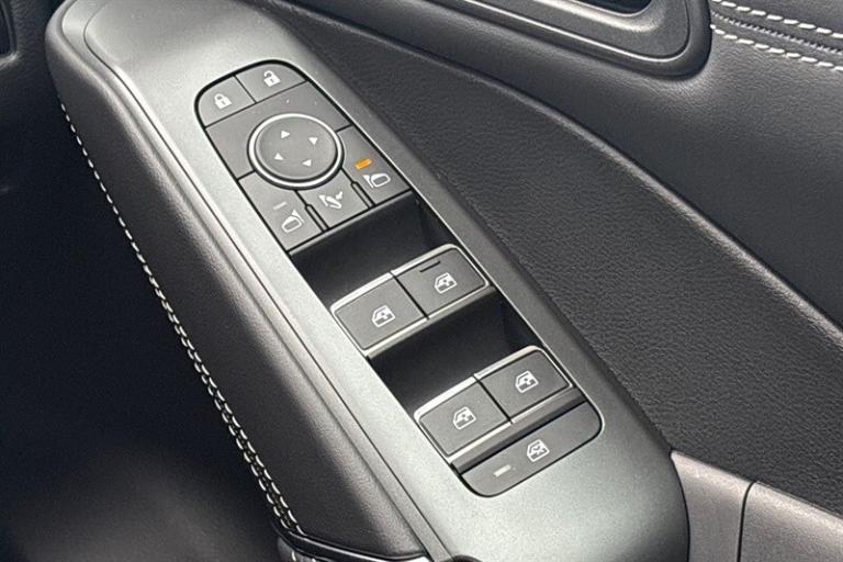 2025 Nissan Qashqai 1.3 DIG-T MH 158 N-CONNECTA [GLASS RF] 5DR XTRONIC Hatchback Petrol Automatic