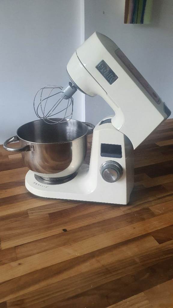 Stand Mixer with Stainless Steel Bowl – Good Condition