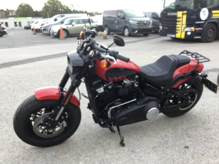 2023 Harley-Davidson SOFTAIL FXFBS FAT BOB 114 FXFBS Colour Option (23MY) CUSTOM PETROL Manual