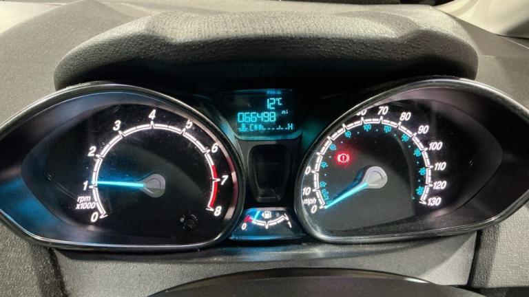 FINANCE AVAILABLE 2016 FORD FIESTA 1.3 Zetec White Edition 2xKEYS 12 MONTH MOT