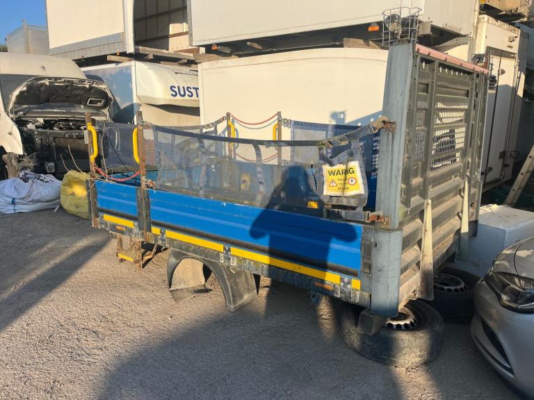 11FT DROPSIDE/FLATBED BODY FOR SALE 