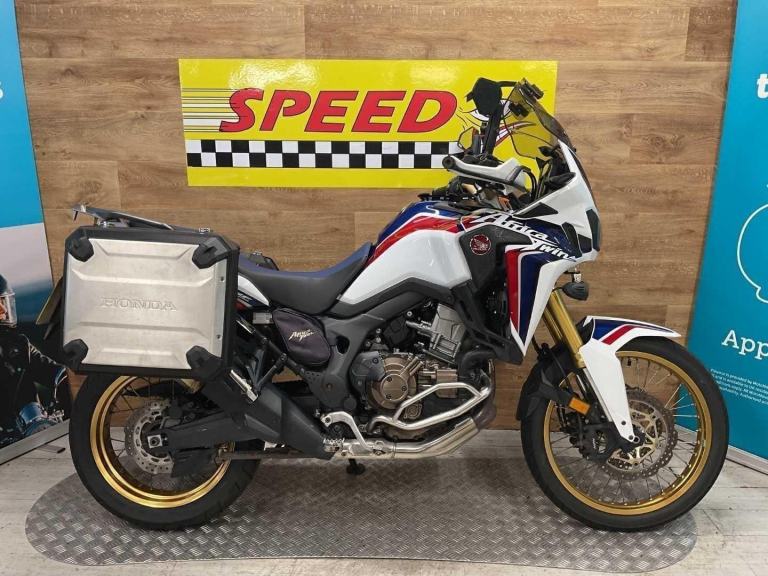 HONDA CRF1000 AFRICA TWIN DCT