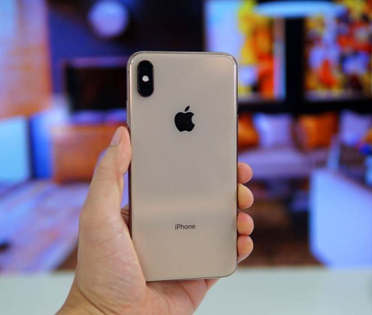Like New Used Apple Iphone Xs Max Unlocked One Year Warranty  
