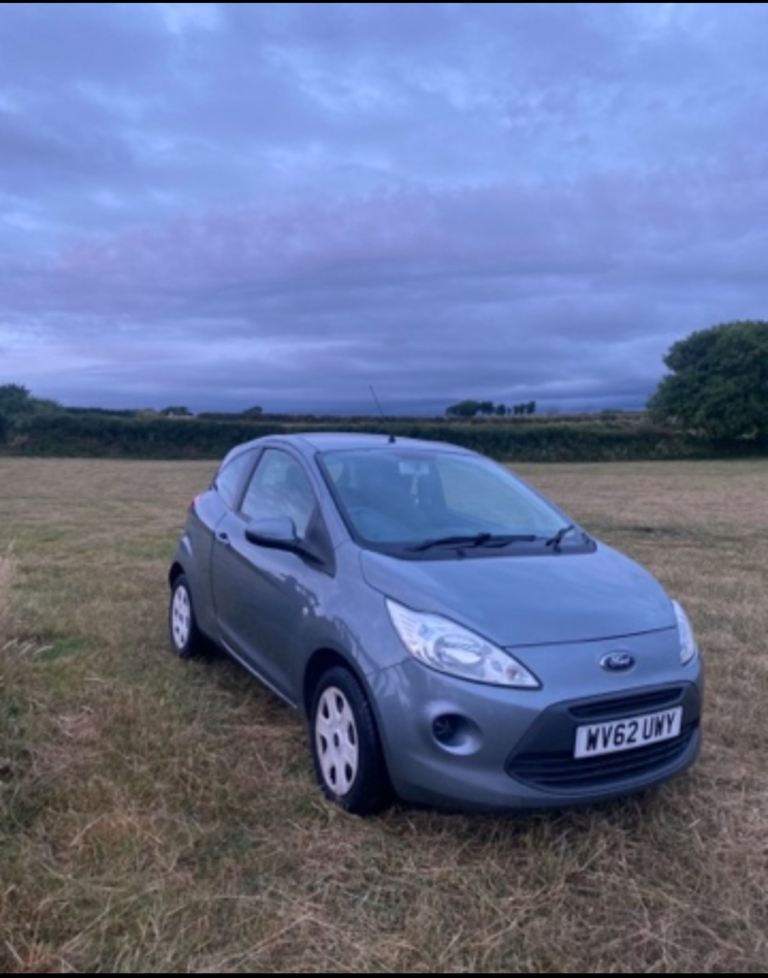 Ford, KA, Hatchback, 2012, Manual, 1242 (cc), 3 doors