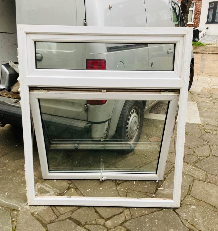 H 128.5 x W 114 **EVEREST** UPVC DOUBLE GLAZED WINDOW - CLEAR GLASS (MJ191)
