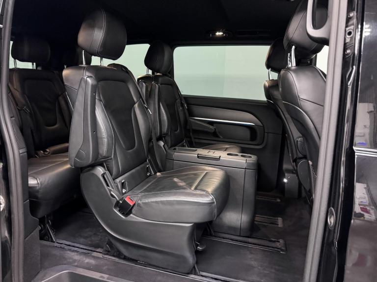 2019 Mercedes-Benz V-Class 2.0 V300d AMG Line MPV 5dr Diesel G-Tronic+ Euro 6 (s/s) 7 Seat (239 p...