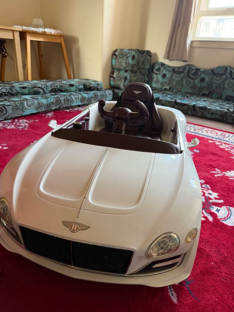 Luxury Bentley Style Kids Electric Car with Charger – Like New