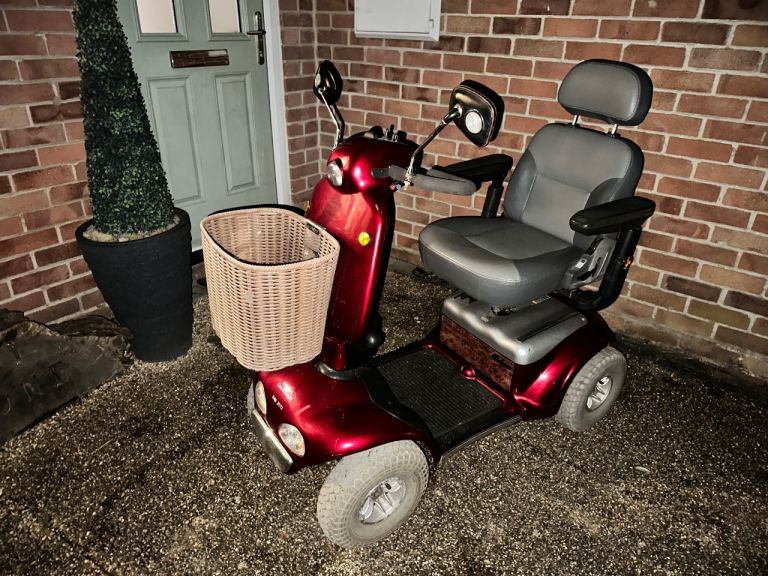 Shoprider Deluxe 8mph mobility scooter 