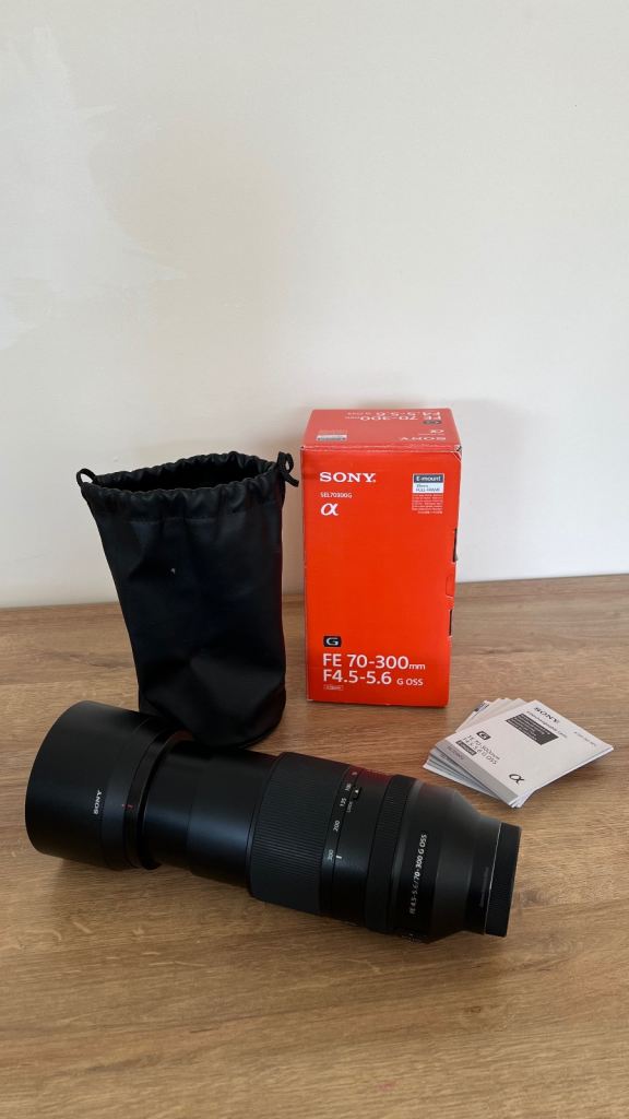 📸 Sony FE 70-300mm f/4.5-5.6 G OSS Lens (SEL70300G) – Full Frame E-Mount