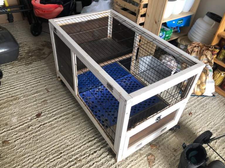 Free Rabbit Hutch