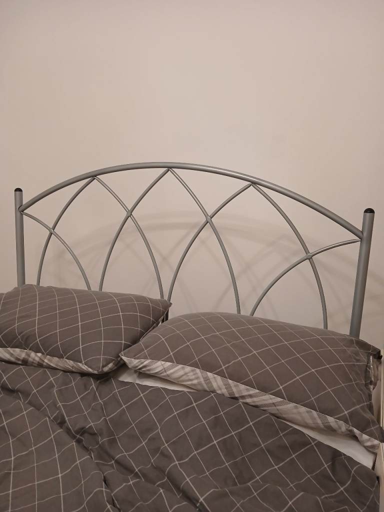 Headboard for double bed