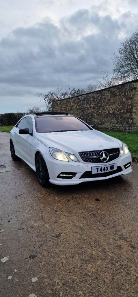 Mercedes-Benz, E CLASS, Coupe, 2012, semi auto TOP SPEC!!