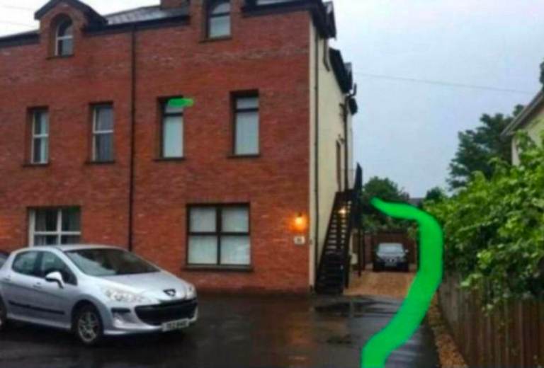 1–2 Bedroom Top-Floor Apartment – East Belfast BT4 Sydenham