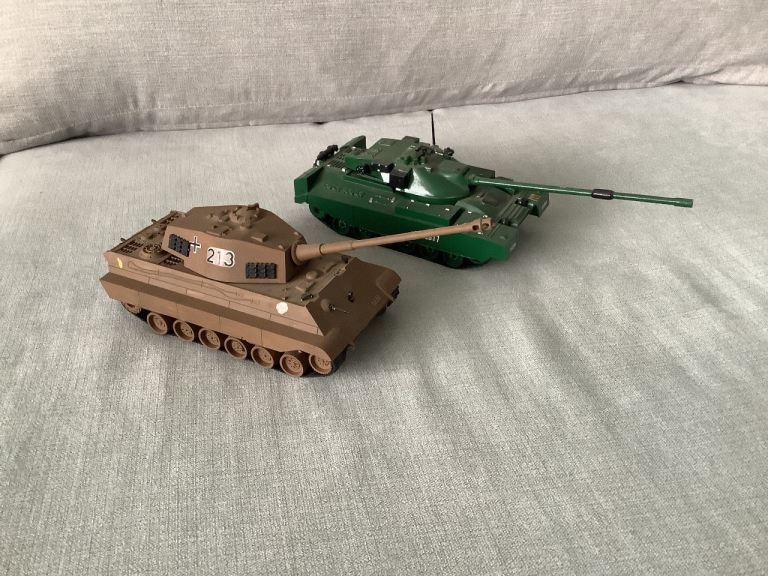 Model tanks ww2