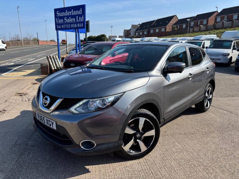 2015 Nissan Qashqai 1.6 dCi N-Tec 5dr HATCHBACK DIESEL Manual