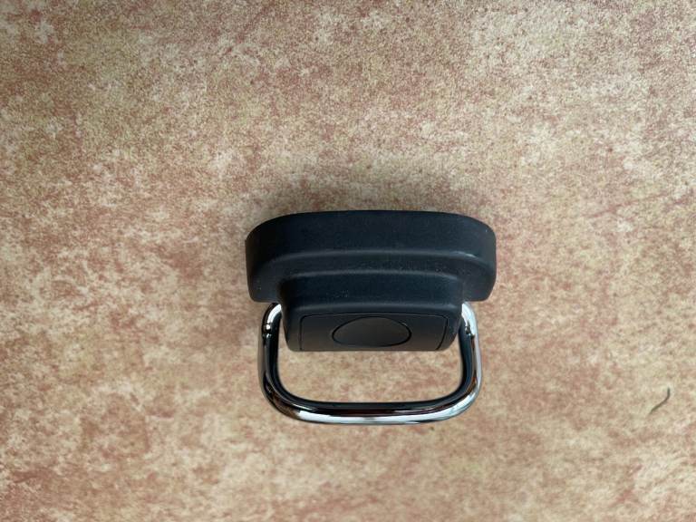 Audi A6 C7 Avant boot rail hook