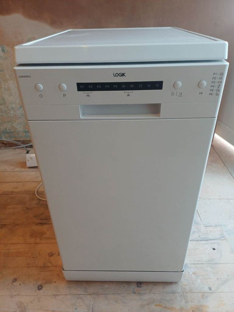 Logik LDW45W23 Dishwasher – White, Good Condition