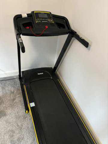 Reebok ONE GT30 Treadmill – Excellent Condition