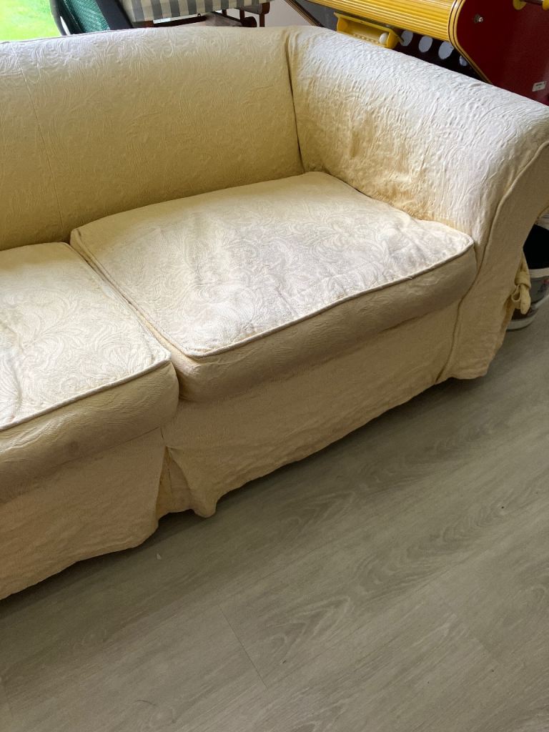 Sofa butter yellow cotton covers 