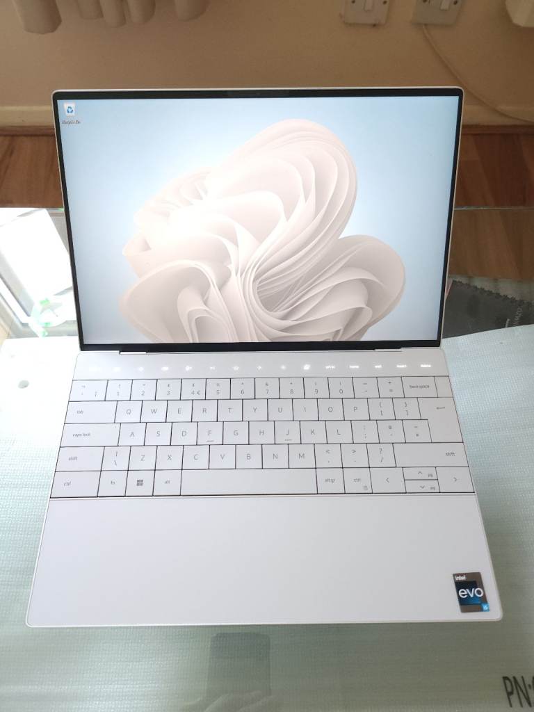 ❤️ Dell XPS 13 PLUS 9320 i5-12th Gen 16GB RAM 512GB SSD 13.4" FHD Backlit LED Haptic Touchpad Laptop