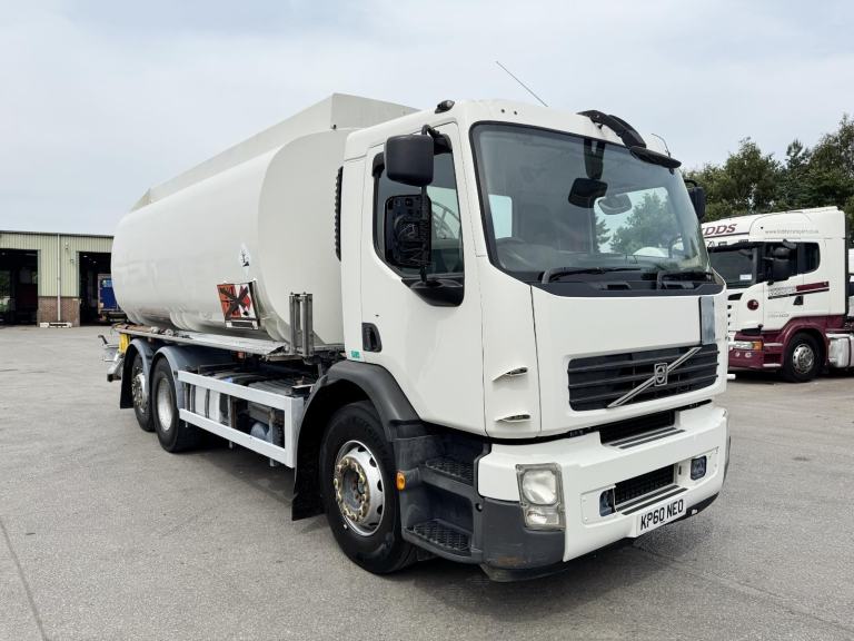 2010 VOLVO FE 340 6X2 20,000 LITRE FUEL TANKER