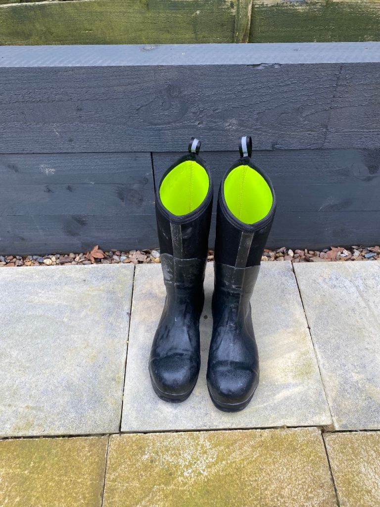 Men’s Muck boot company - slip resistant boots