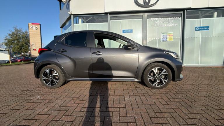 2024 Toyota Yaris 1.5 Hybrid Design 5dr CVT Hybrid Hatchback Hatchback Hybrid Automatic