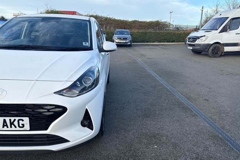 2024 Hyundai i10 1.2 Premium Euro 6 (s/s) 5dr Hatchback PETROL Manual