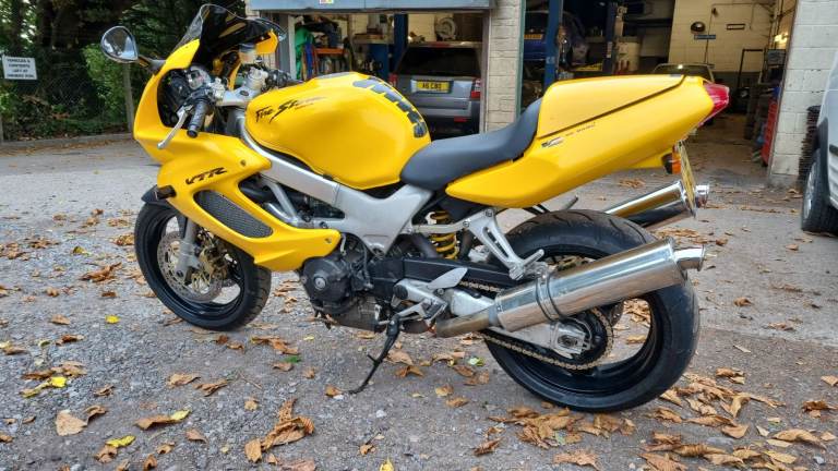 Honda, VTR, 1998, 996 (cc)