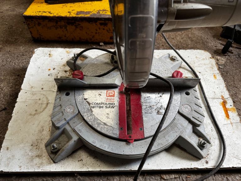 Performance Compound Mitre Saw